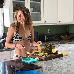 Meet your Posher, Bailey